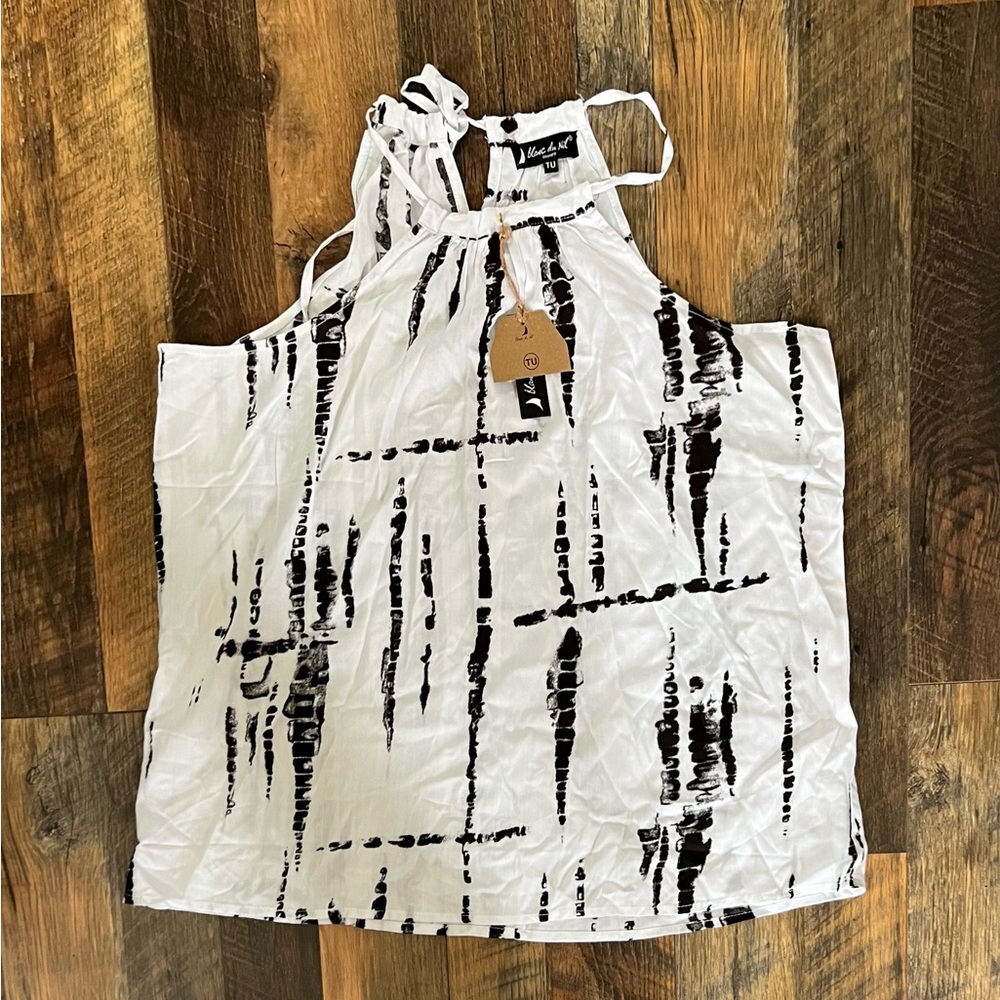 NWT Blanc du Nil Sleeveless Tie-Neck Halter Top